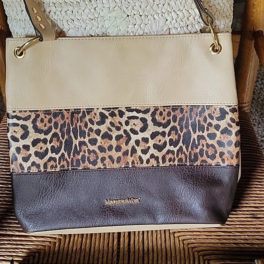 NWOT, Montana West animal print/color block shoulder bag